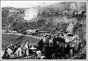 Fila de Camiones, 1939